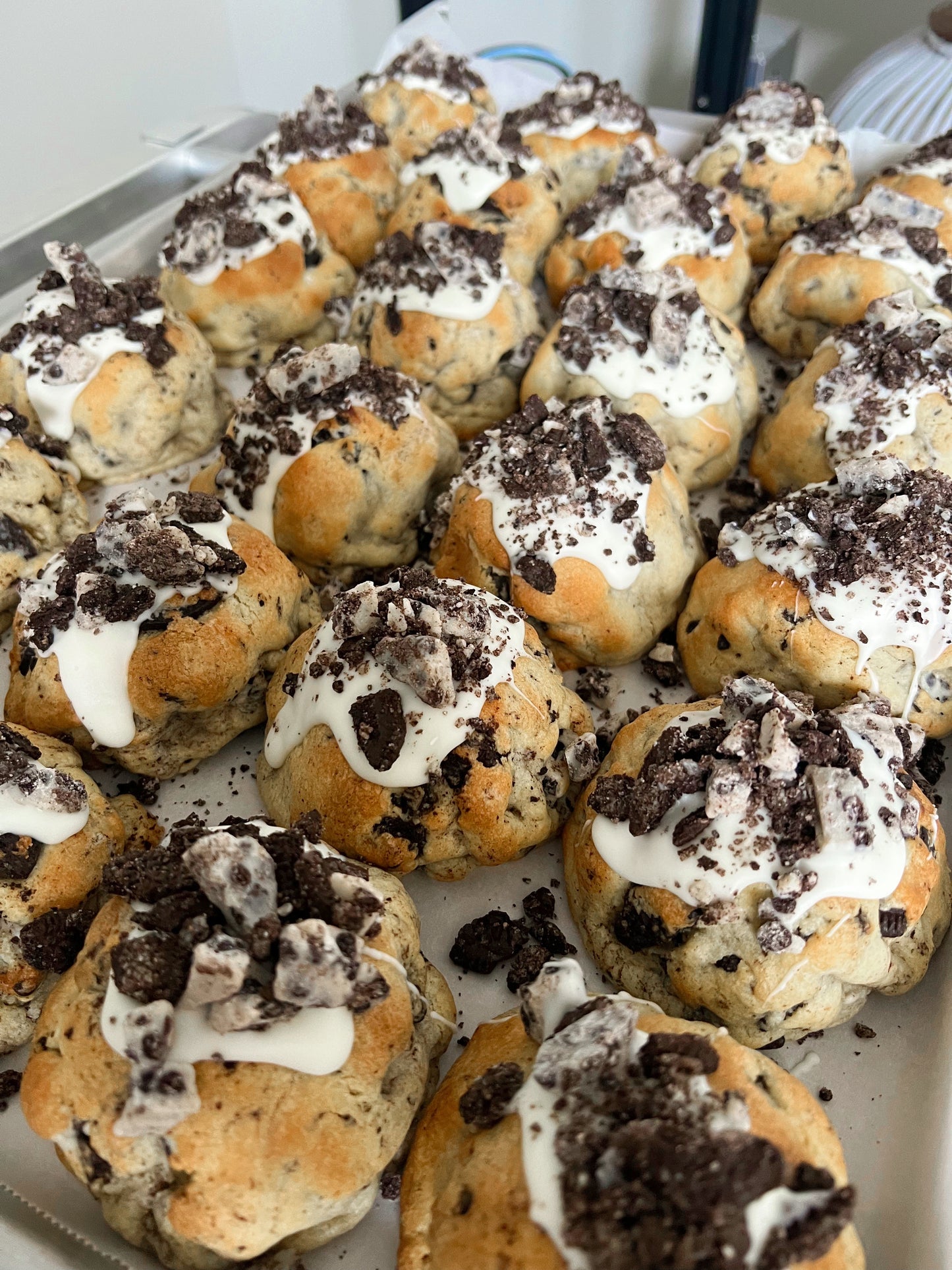 Cookies & Cream Cookie